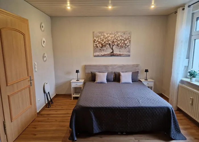 Am Rhein By Interhome * Duisburgo